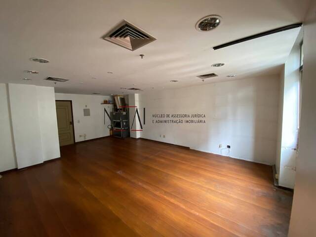 #NAJAI356V - Sala para Venda em Rio de Janeiro - RJ